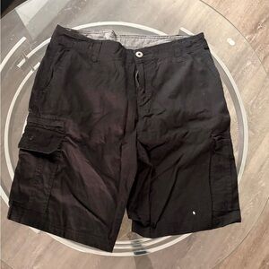 Men's Black Cargo Shorts - Classic Utility Style